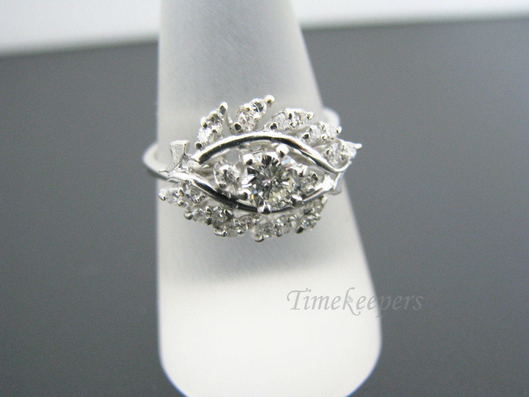 a346 Elegant Diamond Ring .40 ct Center Stone 18k White Gold Diamond Chips Sz 8