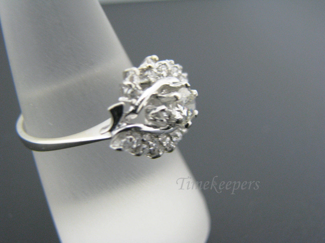 a346 Elegant Diamond Ring .40 ct Center Stone 18k White Gold Diamond Chips Sz 8