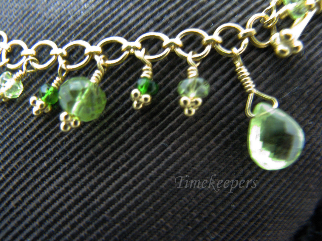 a555 Stunning 22k Yellow Gold Link Bracelet with Round &amp; Pear Shaped Peridot