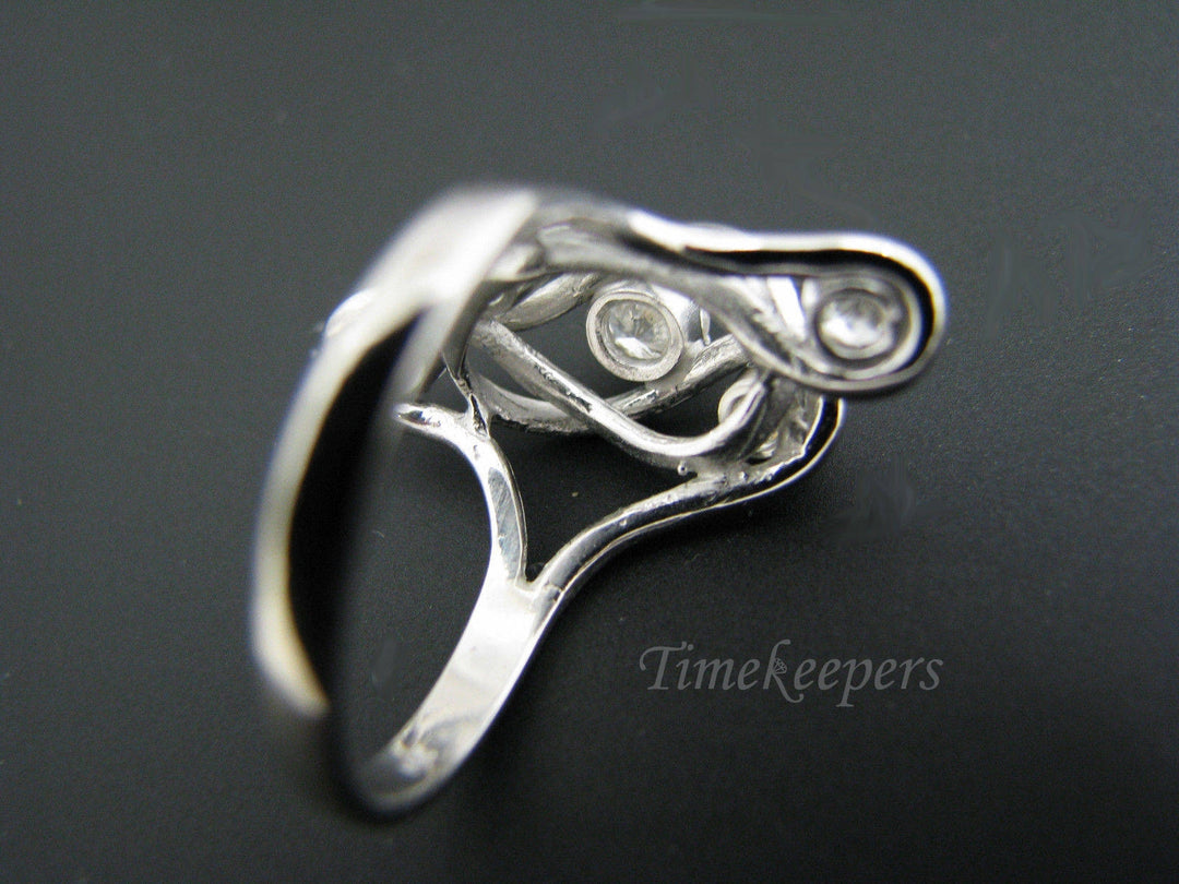 a344 Unique Stunning 5 Diamond Swirled Ring in 14k White Gold