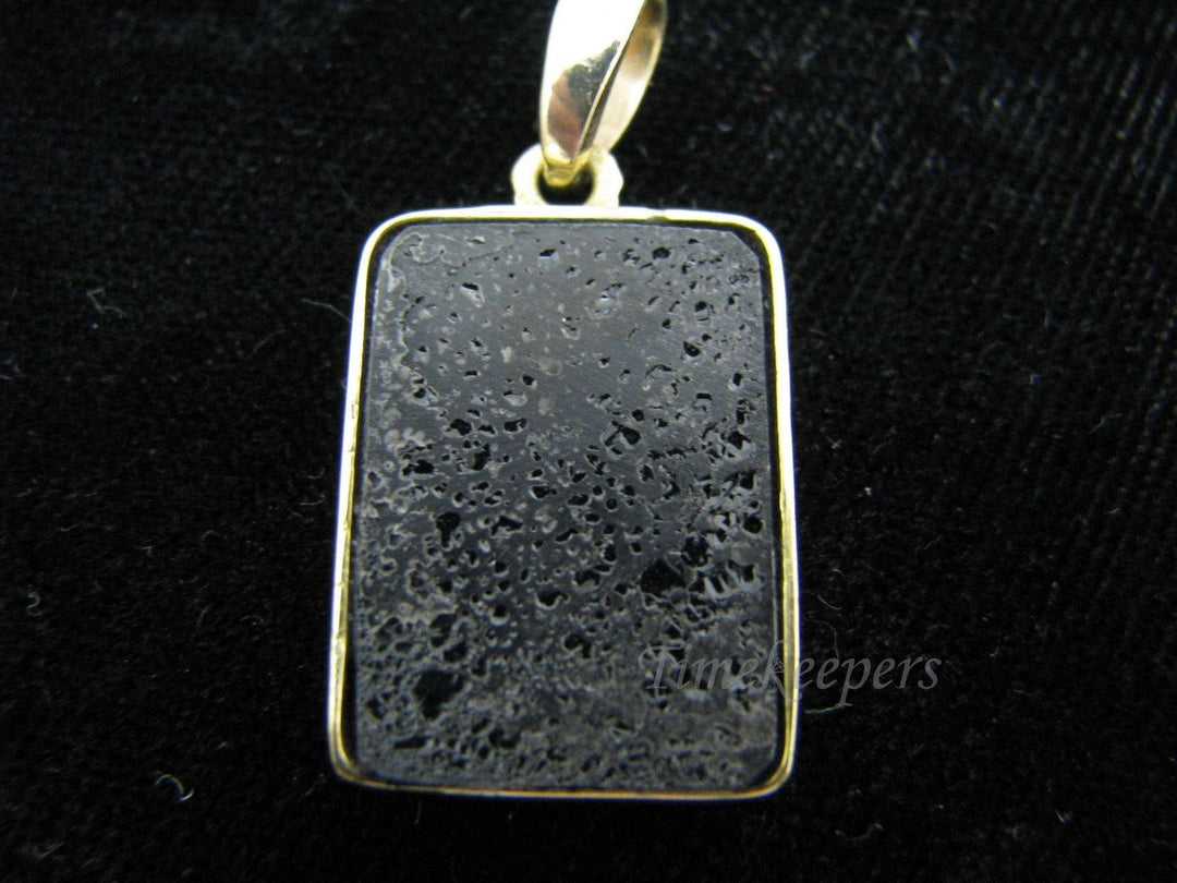 a758 Beautiful 14k Yellow Gold Dragon and Natural Black Obsidian Stone