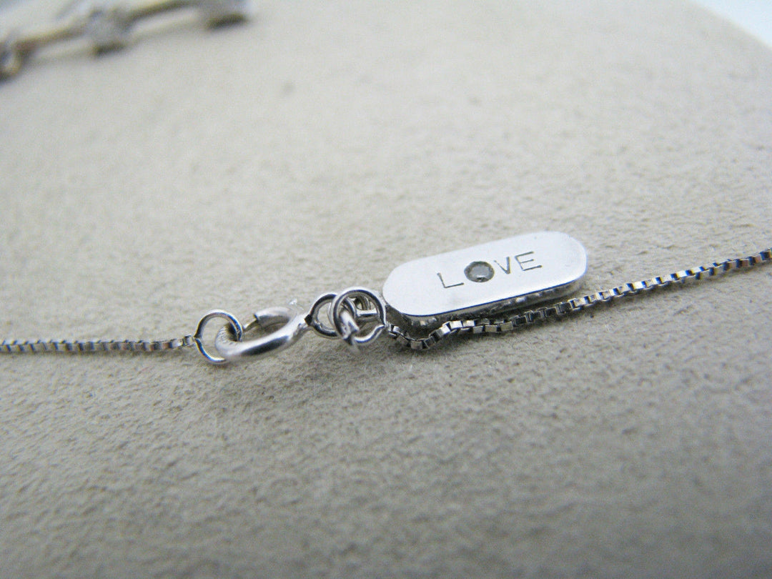 a383 Vintage Graduated 3 Diamond Pendant 10k White Gold & 14k WG Chain Necklace