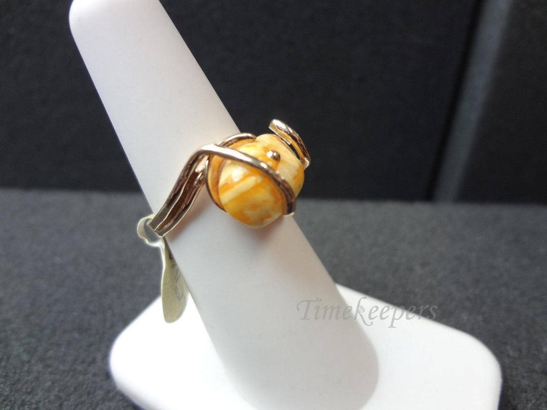 b033 Amazing 14k Yellow Gold Ring With Beautiful Russian Amber Natural Stone