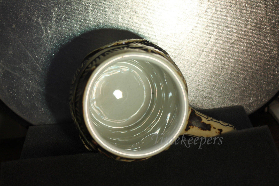 c669 Budweiser A and Eagle Barrel Stein Ceramarte