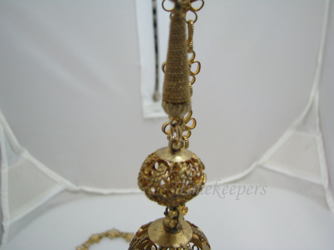 c102 Beautiful Art Deco Metal Link Belt with Metal Tassels in Gold Tone