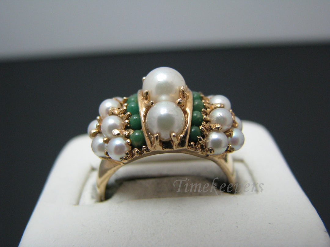 c505 Stunning Vintage Pearl and Green Agate Cluster Ring in 14k Yellow Gold
