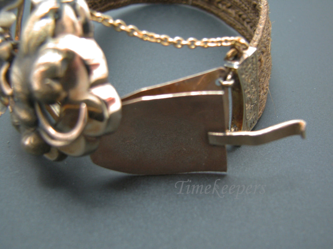 c096 Vintage 10kt Yellow Gold Woven Hair Mourning Bracelet with 10kt Yellow Gold Flower Center