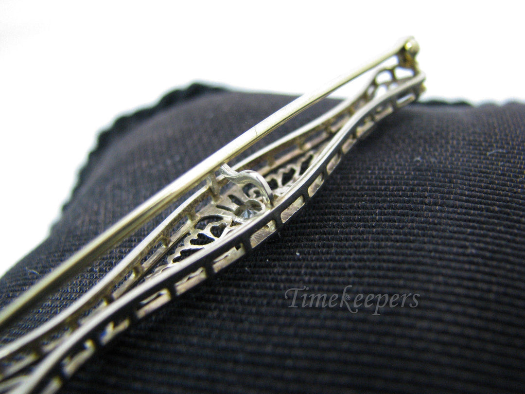 a367 Vintage Elegant 14k White Gold Bar Brooch with Diamond and Blue Stones