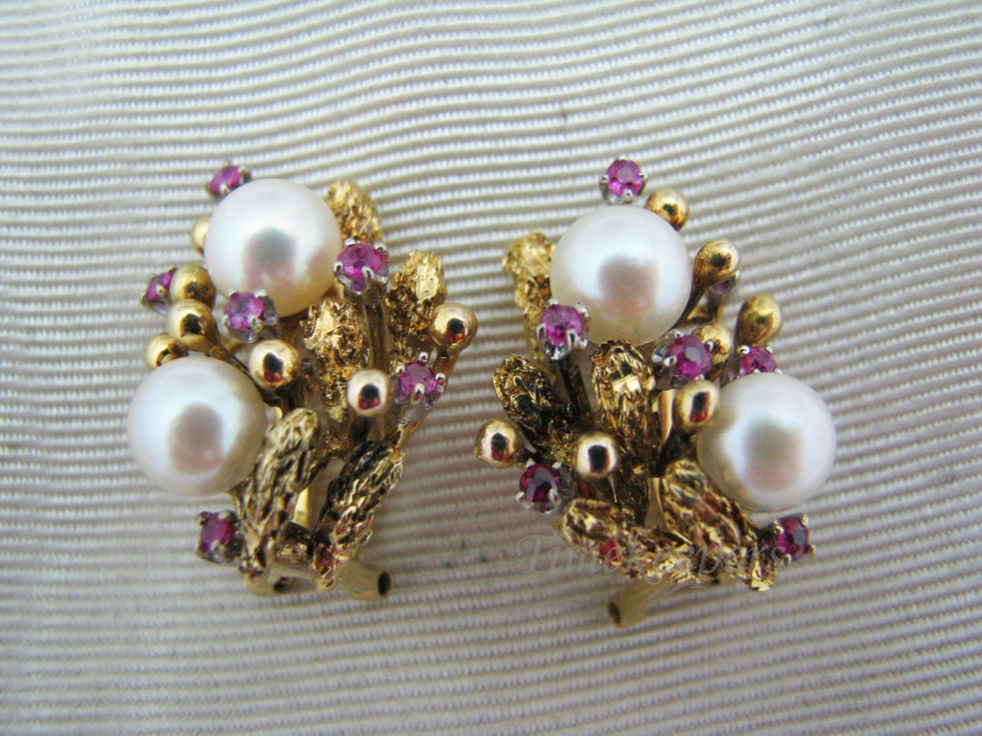 a1025 Vintage - 14k Gold - Pearl and Ruby Clip-On Earrings