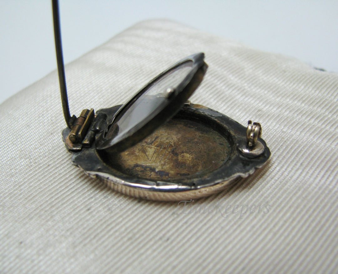 a692 Beautiful Gold Filled Brooch with Black Enamel and Seed Pearl