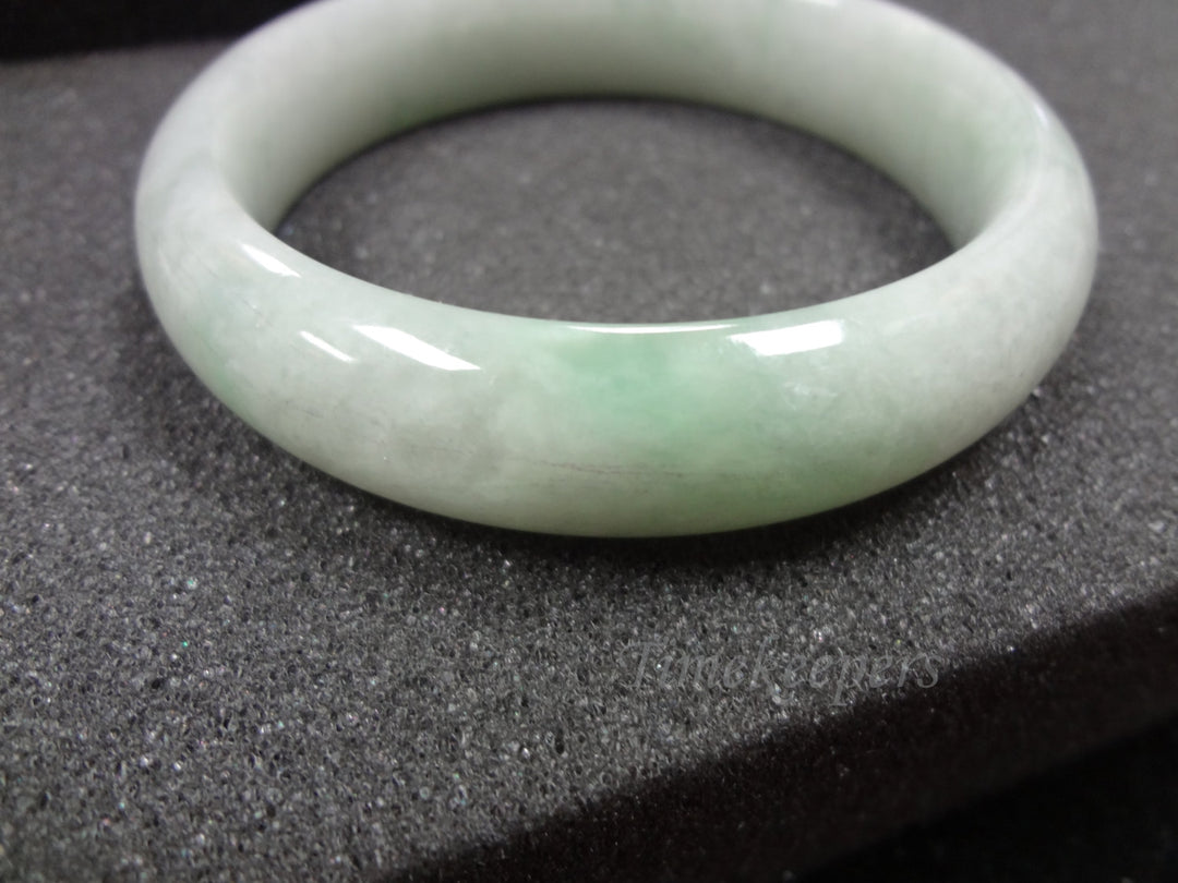 a714 Amazing Genuine Jadite Bracelet with NO Polymer Treatment