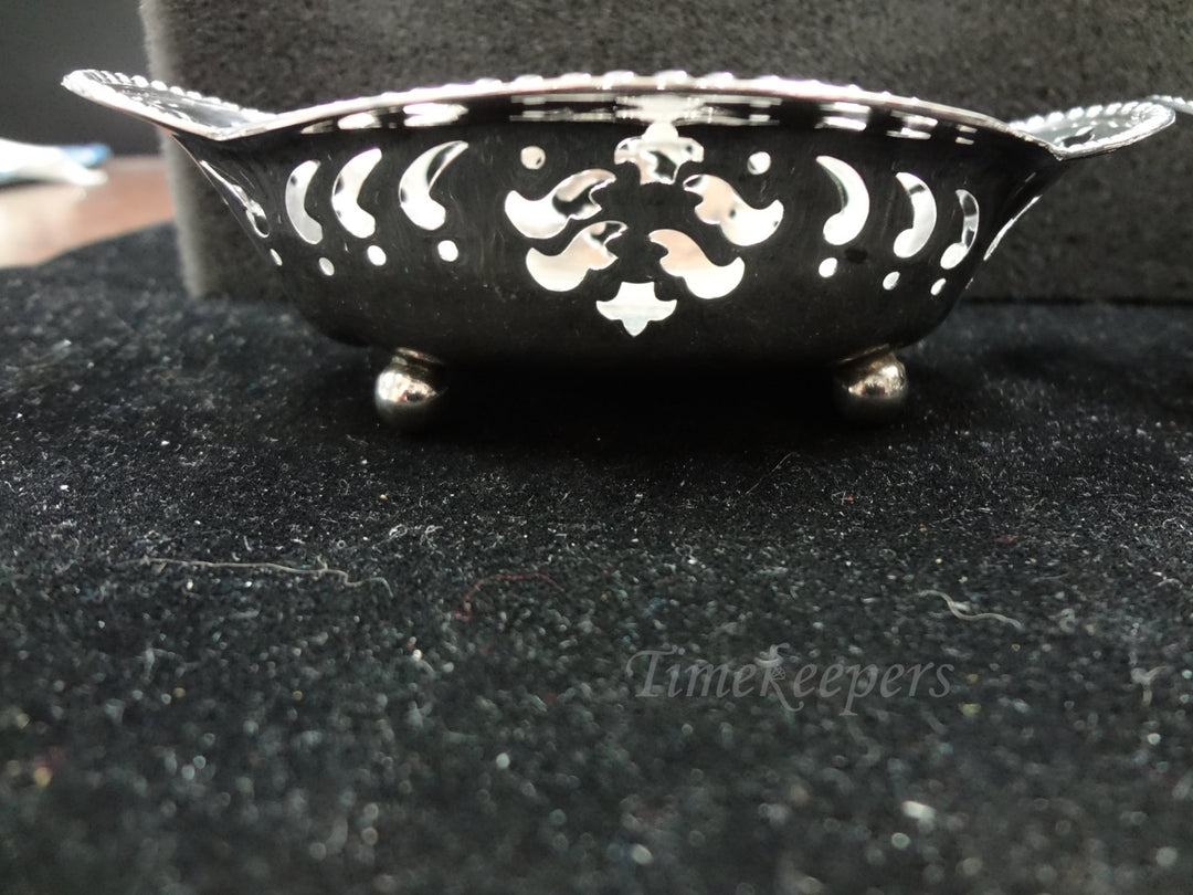 c684 Beautiful Set of Vintage Sterling Nut or Candy Baskets by Tiffany &amp; Co.
