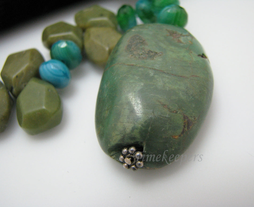 c346 Unique Beaded Green Stone Necklace with Sterling Silver Clasp