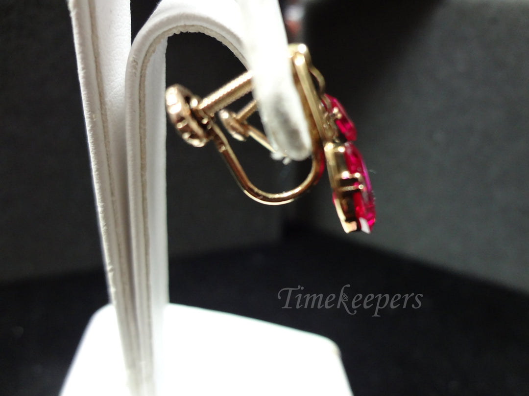 a280 Vintage / Antique 14k Yellow Gold Drop Earrings with Red Crystals