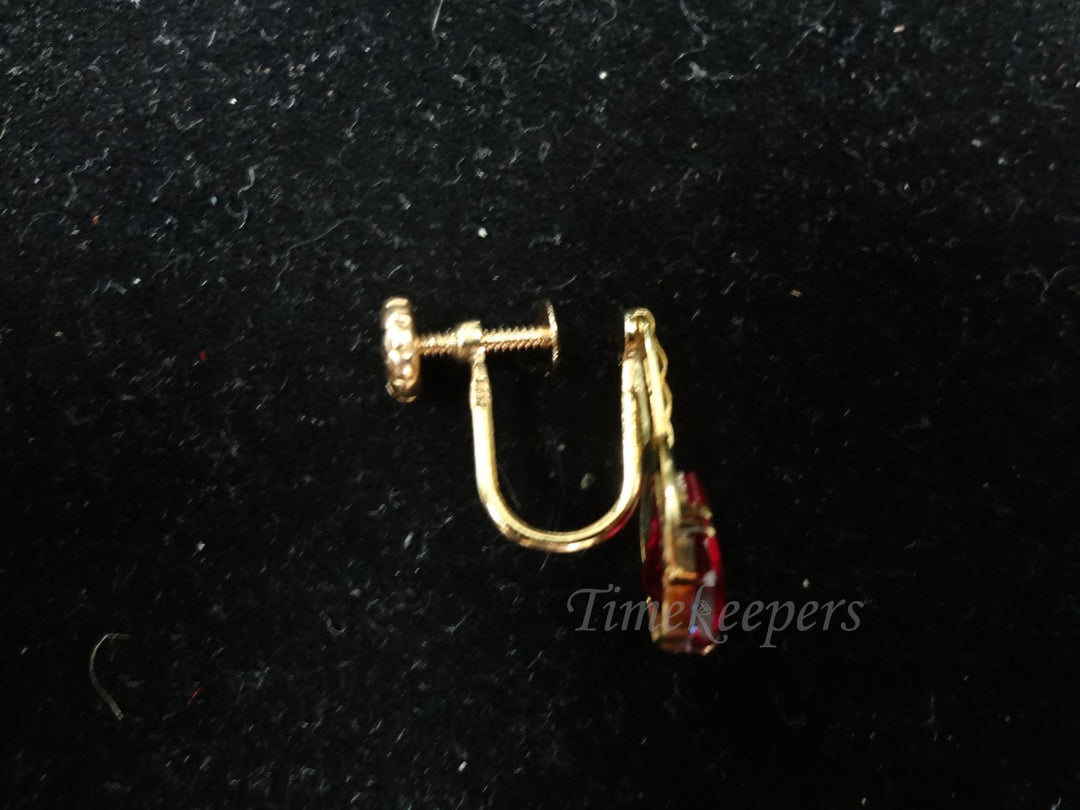 a280 Vintage / Antique 14k Yellow Gold Drop Earrings with Red Crystals