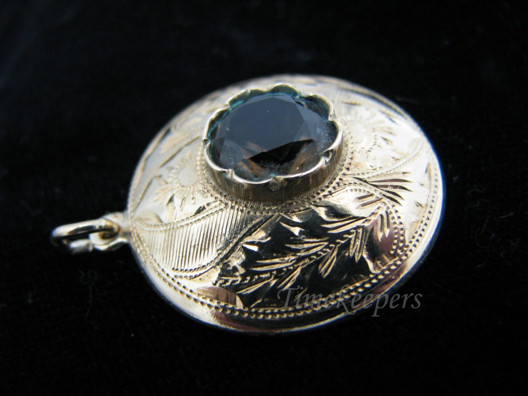 a588 Gorgeous Etched Round Vintage Pendant Center Smokey Quartz 14K Yellow Gold