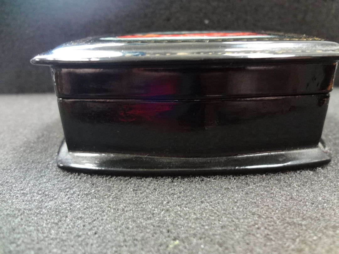 c527 Russian Painted Lacquer Box Featuring a Winter Scene From The Twelve Months