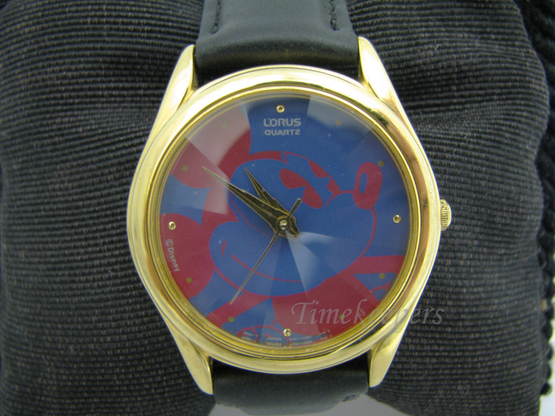 c062 Retro Quartz Lorus Mickey Mouse Watch with Beveled Crystal Red & Blue Dial