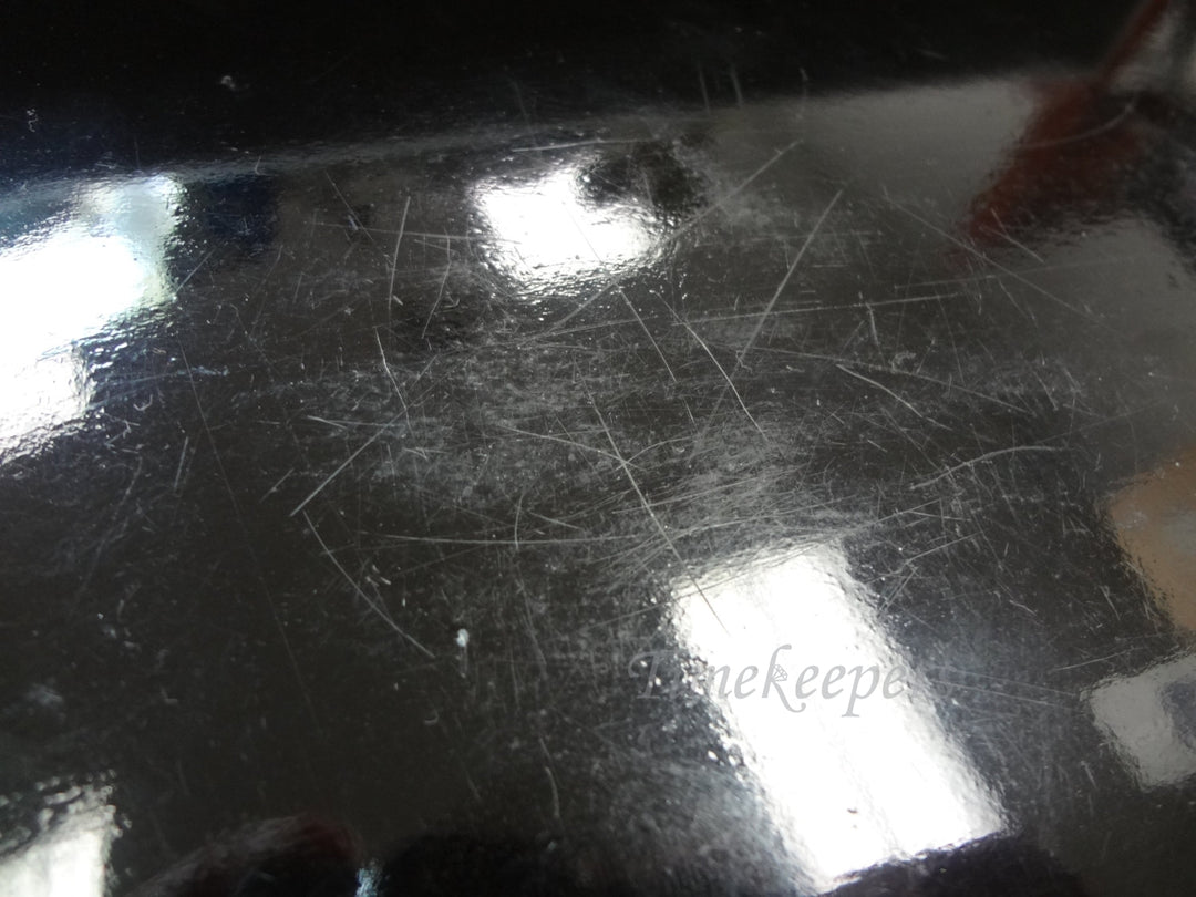 c526 Russian Painted Lacquer Box Featuring a Winter Scene From The Twelve Months