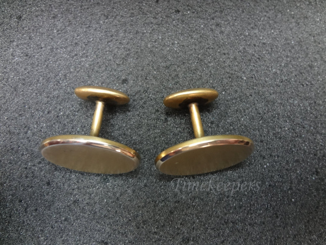 a421 Vintage Oval Cuff links in Satin Finish Gold Tone