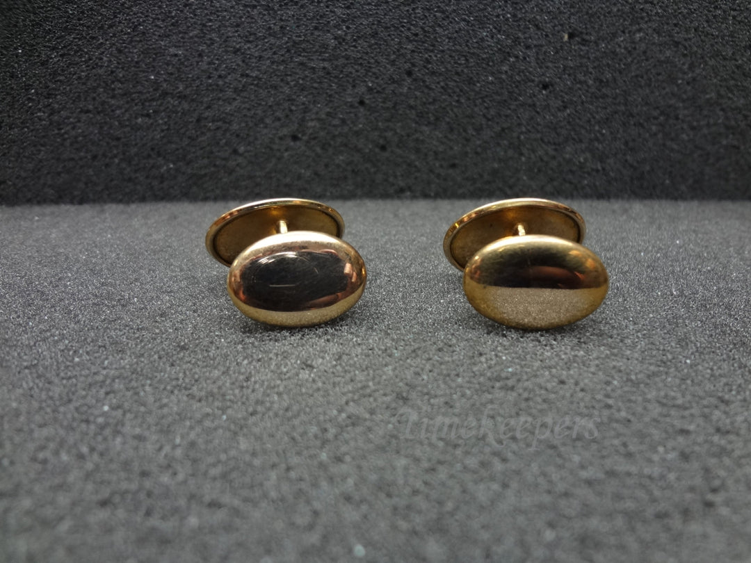a1059 Vintage Oval Cuff links by HWKCO