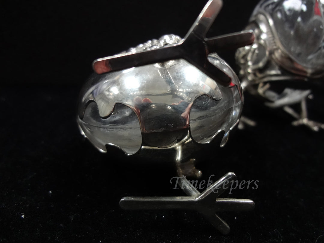 c584 Darling Little Chicks Sterling and Glass Salt and Pepper Shakers
