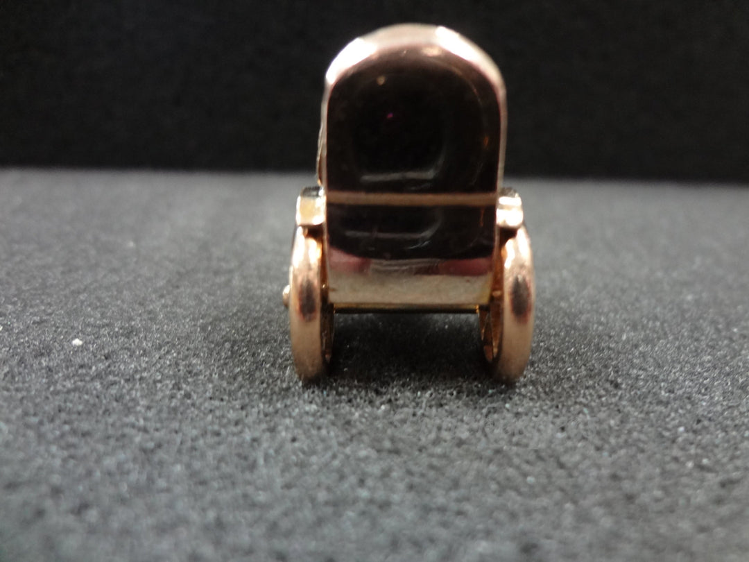a686 14k Yellow Gold Horse Cart Charm or Pendant (Moveable Charm)