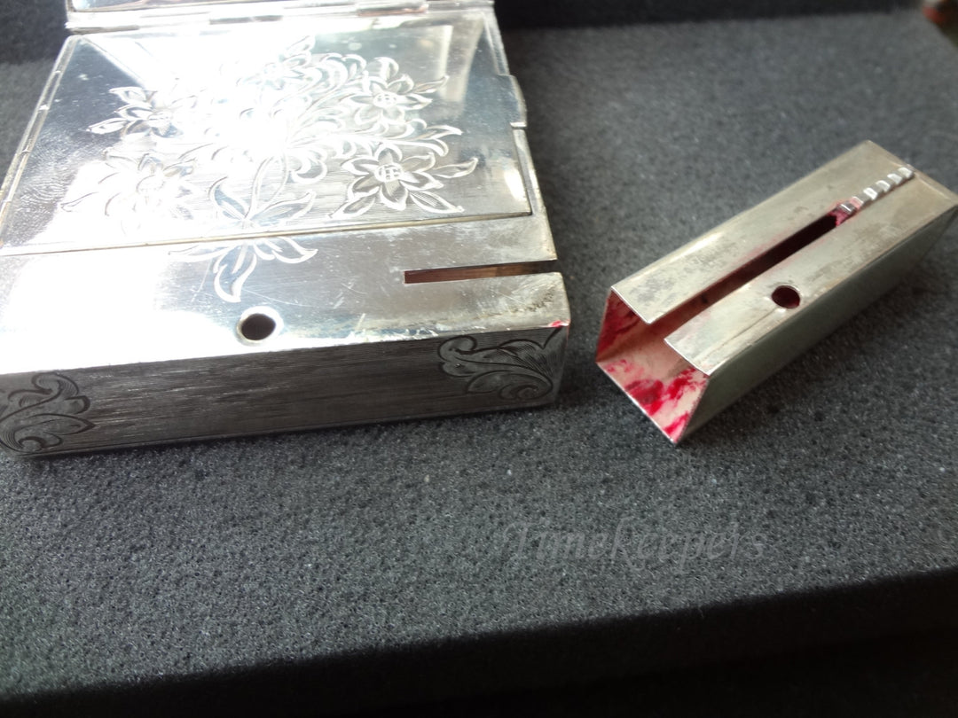 c475 Vintage 800 Silver Compact with Gems