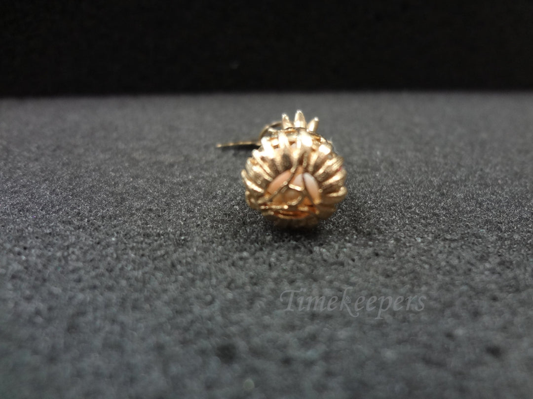 c679 14k Yellow Gold Pineapple Charm or Pendant with a Hawaii tag