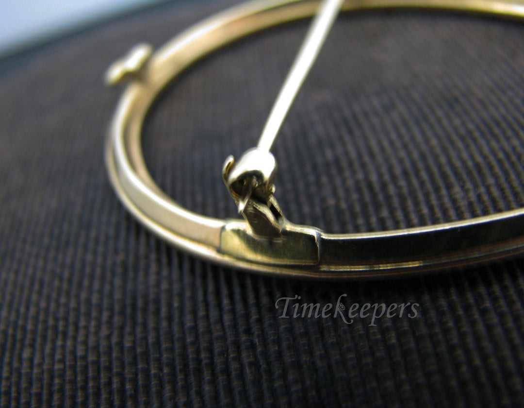 c581 Lovely Horseshoe shaped Brooch/ Pendant Covered in Pearls in 14k Yellow Gold