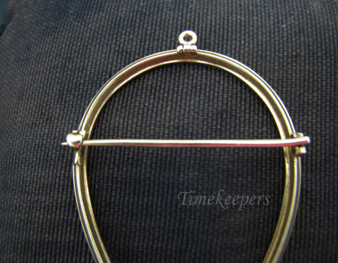 c581 Lovely Horseshoe shaped Brooch/ Pendant Covered in Pearls in 14k Yellow Gold