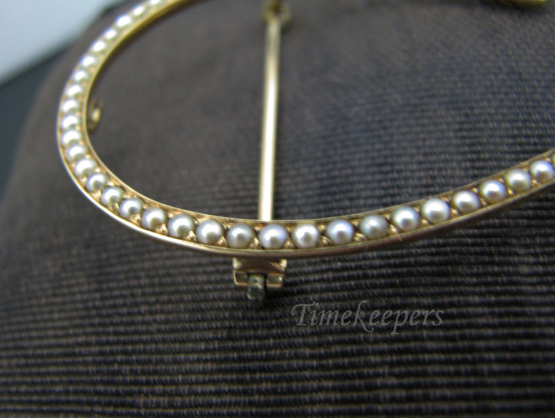 c581 Lovely Horseshoe shaped Brooch/ Pendant Covered in Pearls in 14k Yellow Gold
