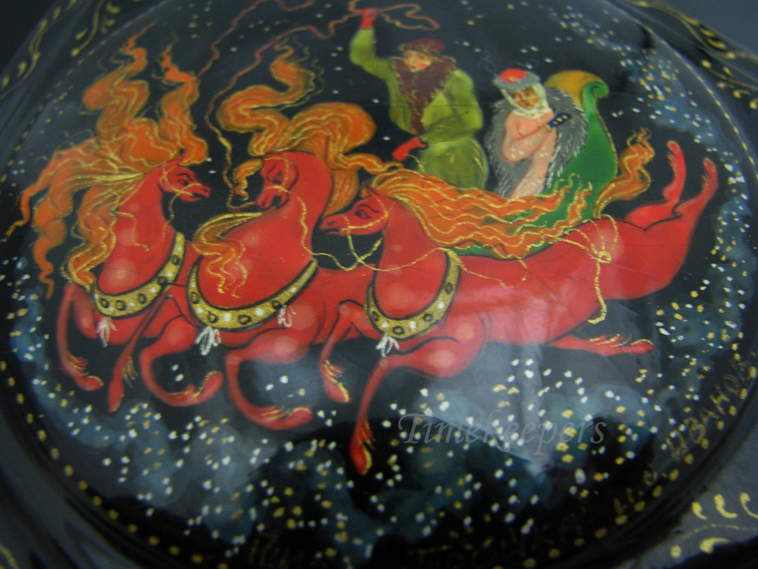 j148 Russian Palekh Tradition Painted Lacquer Box with Troikia or 3 Horses Scene