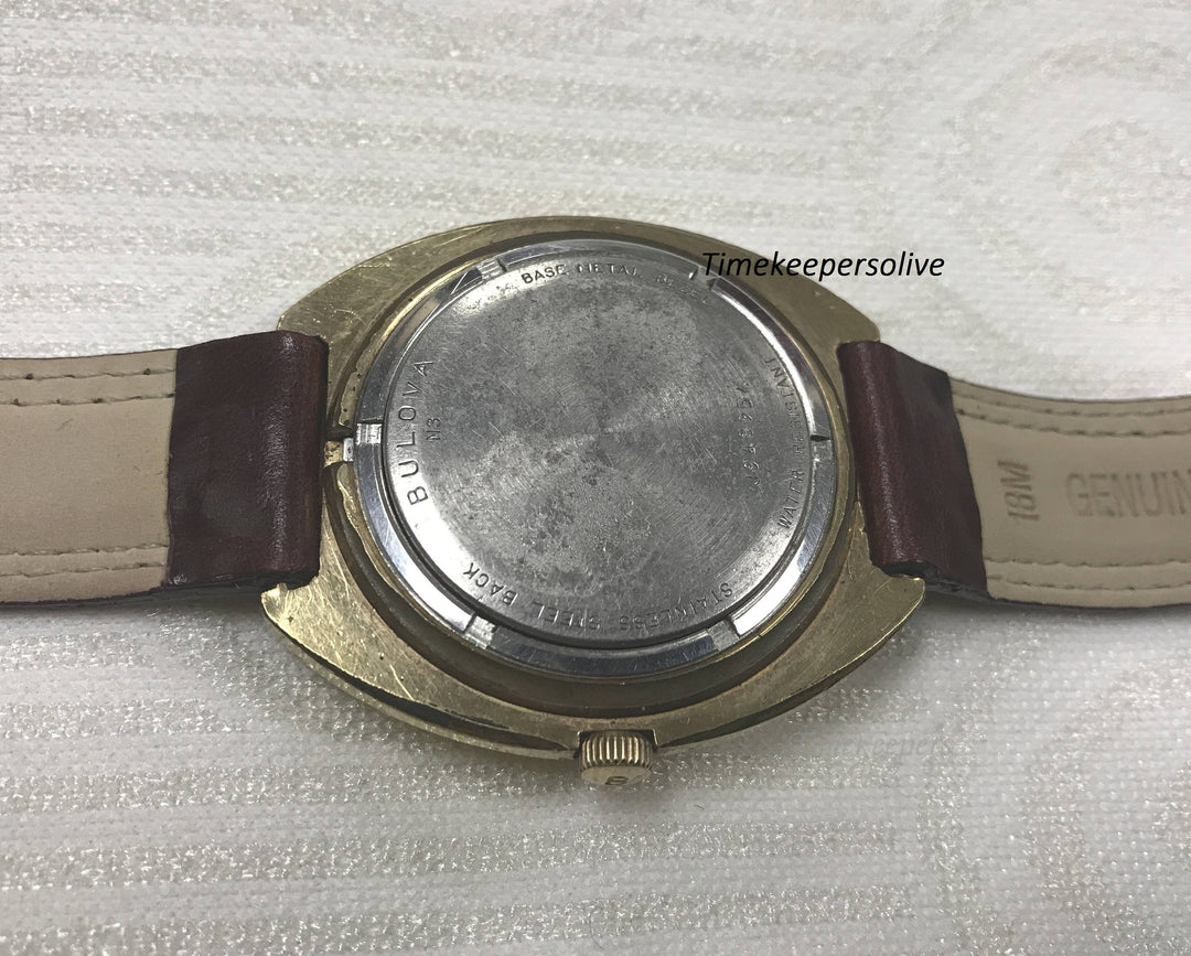 A017 Vintage Original Authentic Bulova Swiss Automatic Classic Date Large Wrist Watch