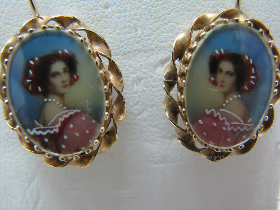 b018 Vintage Enameled Porcelain Miniature Portrait Pierced Earrings in 14k Gold