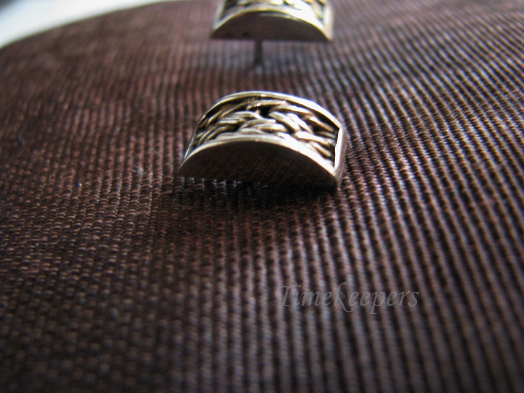 c036 Beautiful Sterling Silver Braided Half Circle Post Pierced Earrings