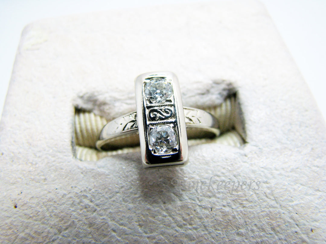 a512 Lovely Vintage Rectangle 2 Diamond Ring in 14k White Gold Size 4 Band