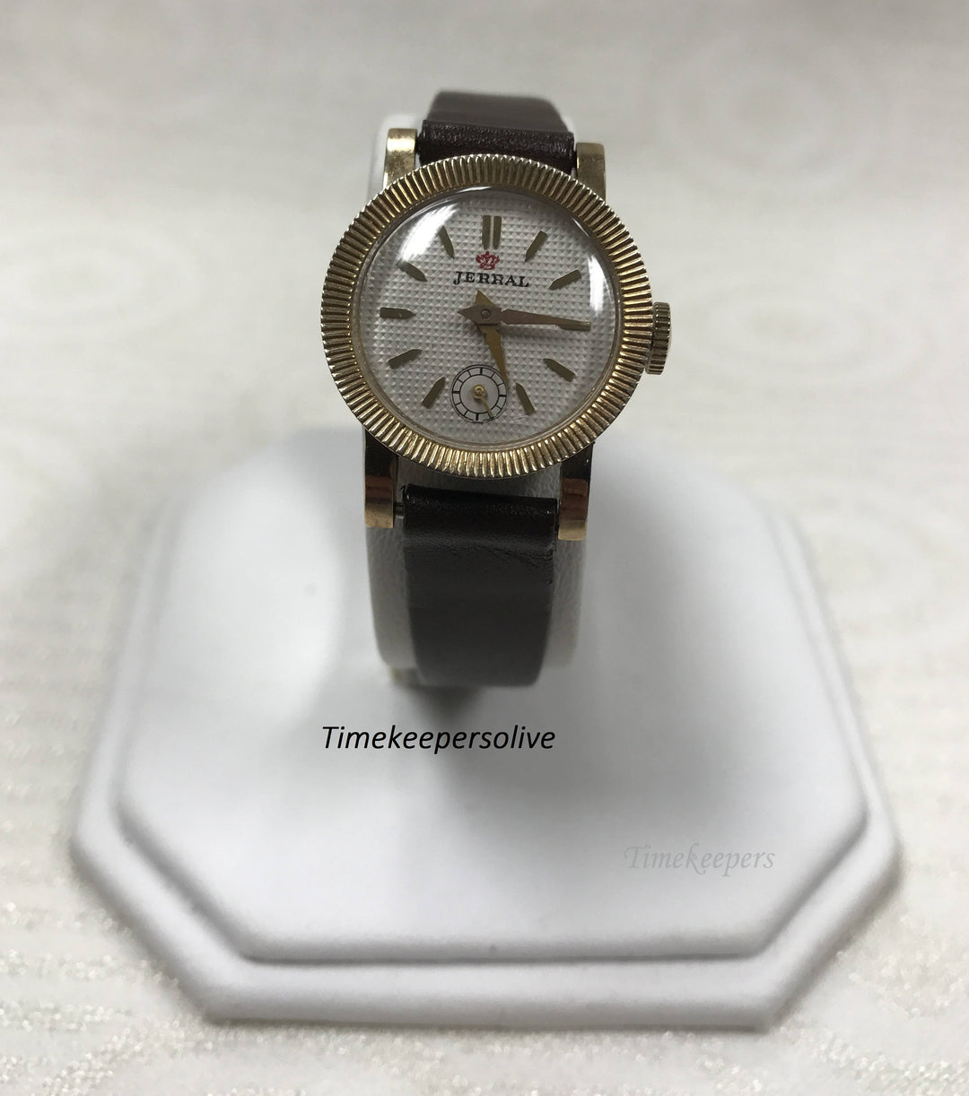 c152 Vintage Original Jerral Swiss Hilton 17J Elegant Round Mechanical Watch