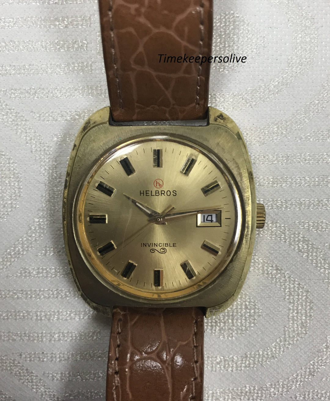 a257 Vintage Original Helbros Invincible Thick Stainless Mechanical Wrist Watch