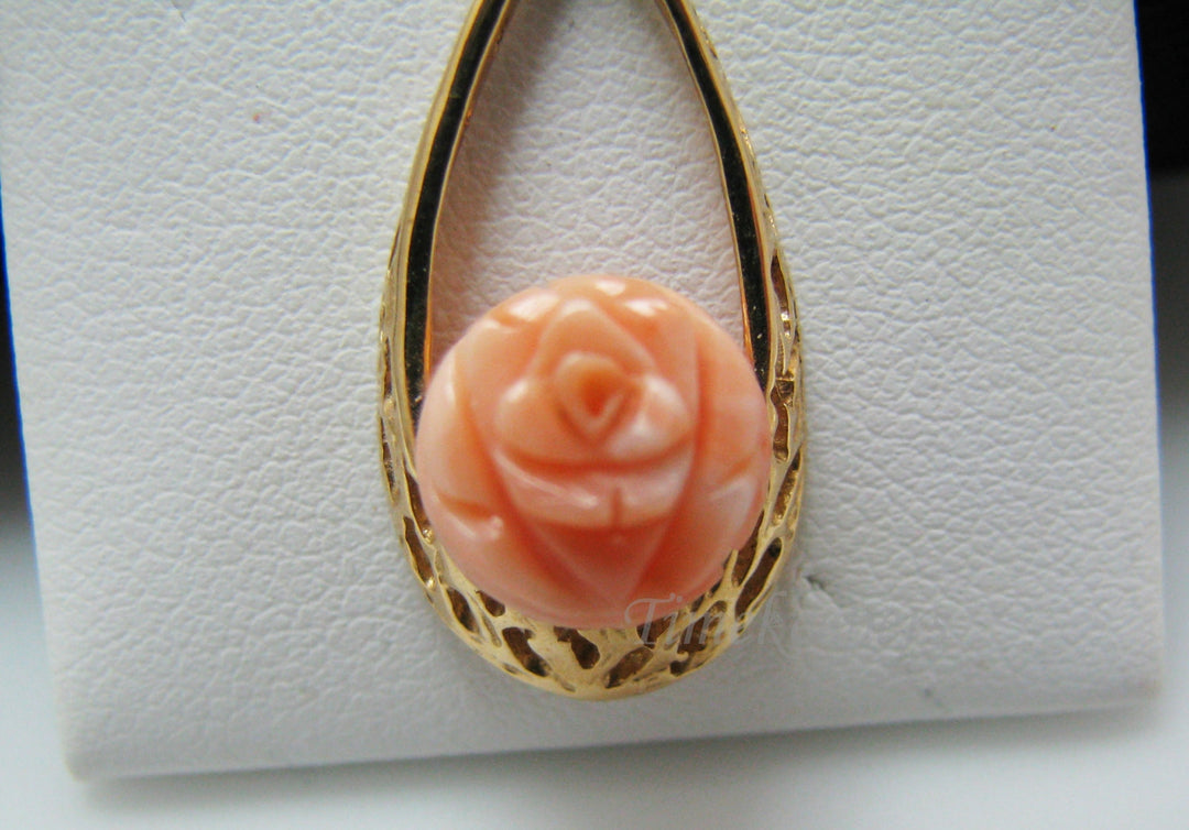a754 Beautiful Carved Rose in Coral Pendant set in 14k Yellow Gold