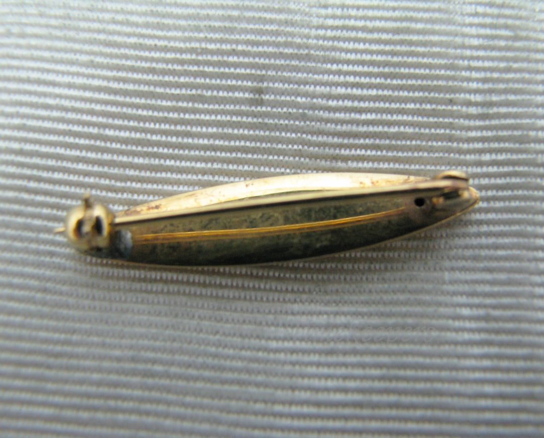 a566 Beautiful Vintage 10k Yellow Gold Embossed Flower Brooch