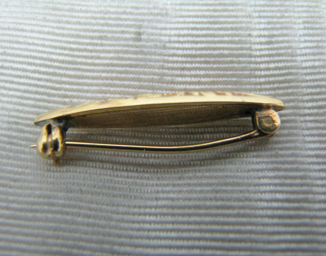 a566 Beautiful Vintage 10k Yellow Gold Embossed Flower Brooch