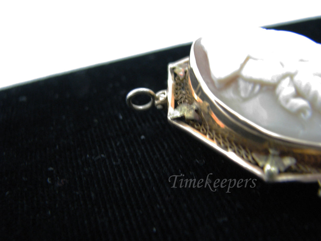 a867 Vintage 14k Yellow Gold Carved Cameo Convertible Brooch Pendant with Pearls