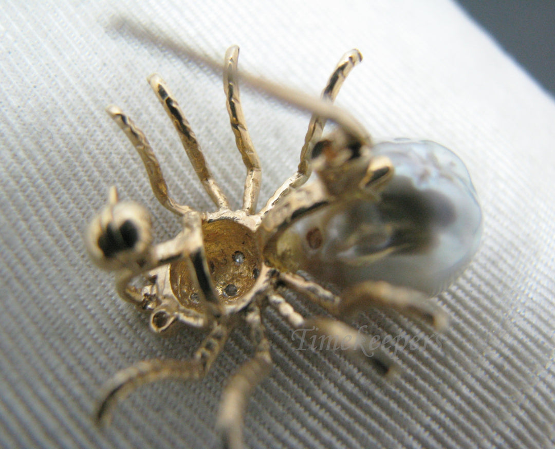 a578 Stunning Vintage 14k Yellow Gold Spider Brooch Pin Pearl Body Diamond Head