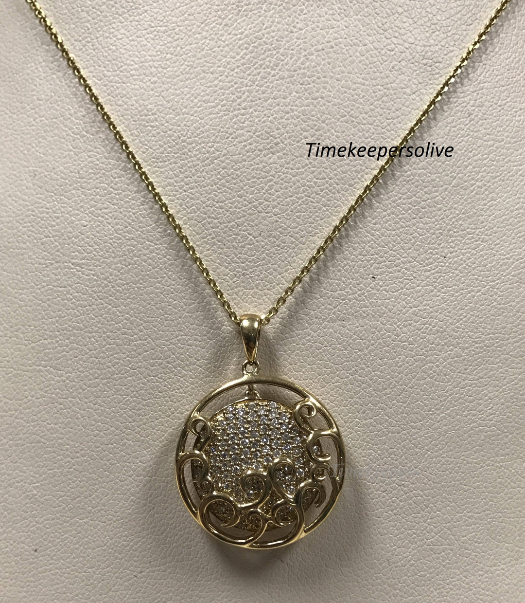 a814 Vintage Elegant Gabriel 14K Yellow Gold 18" Chain Necklace Diamond Pendant