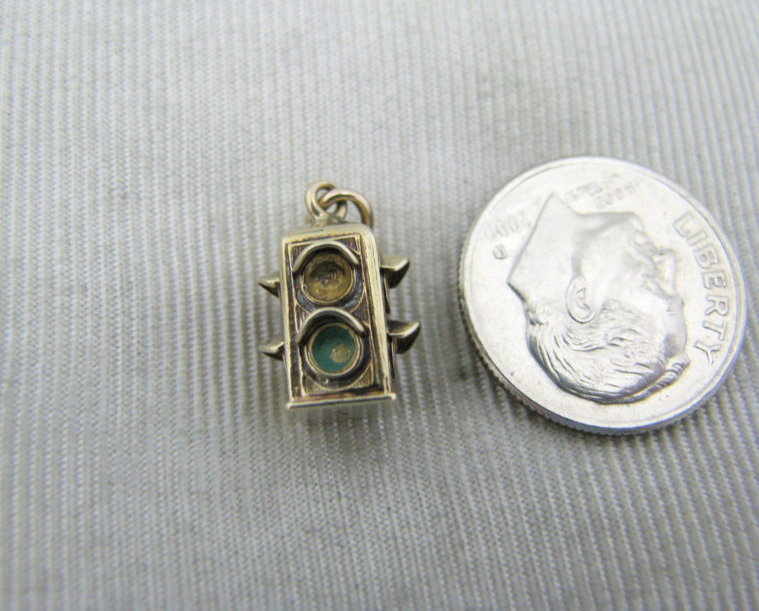 c625 Cute 4 Sided 2 Light Stop Light Charm or Pendant in 14k Yellow Gold