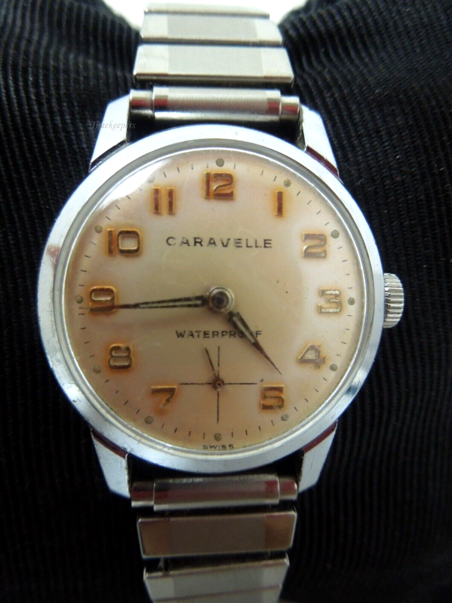 s277 Vintage Men's Caravelle Waterproof Watch - With Hong Kong Stretch Band  