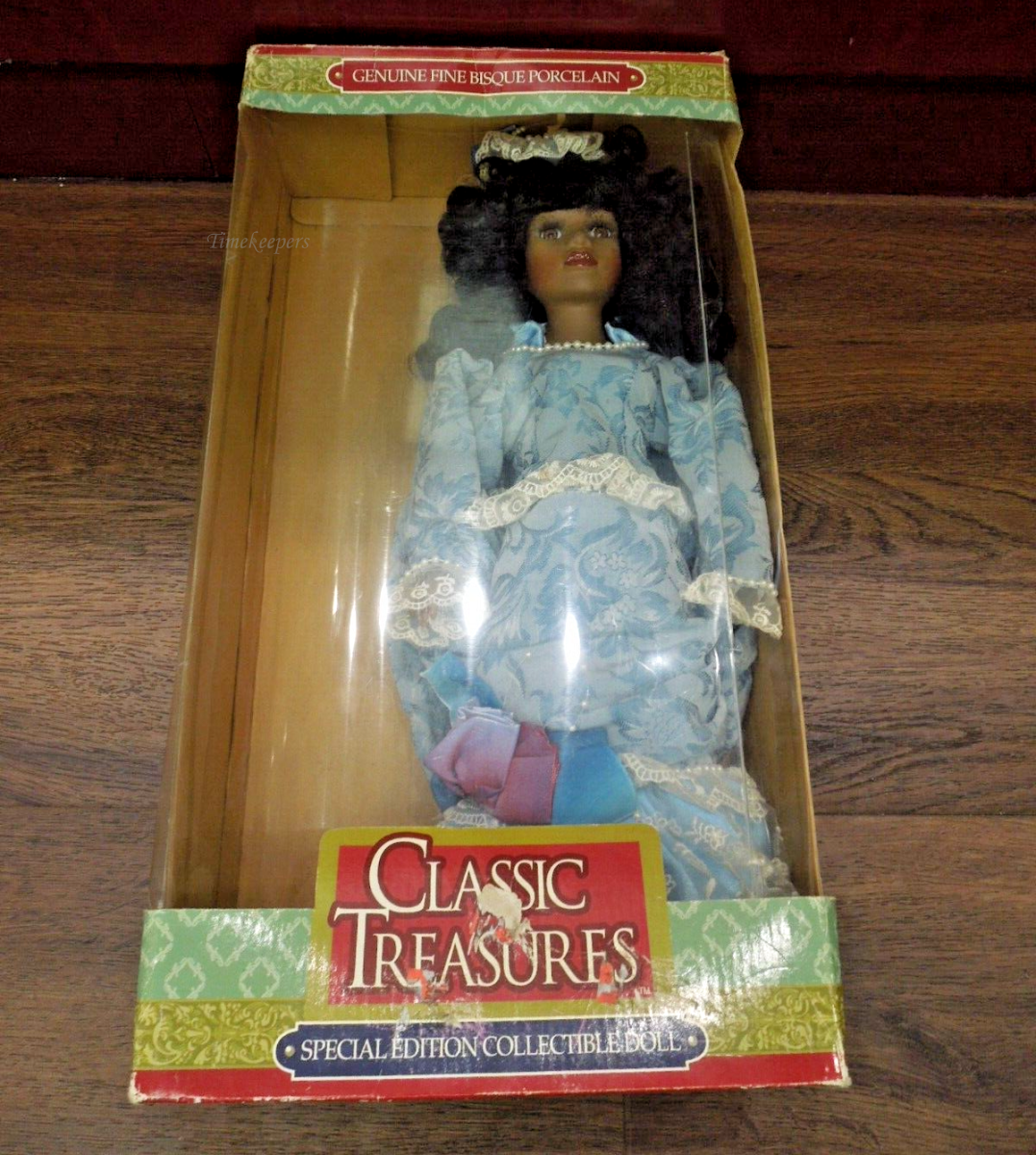 t101 Classic Treasures Special Edition Collectible Doll.