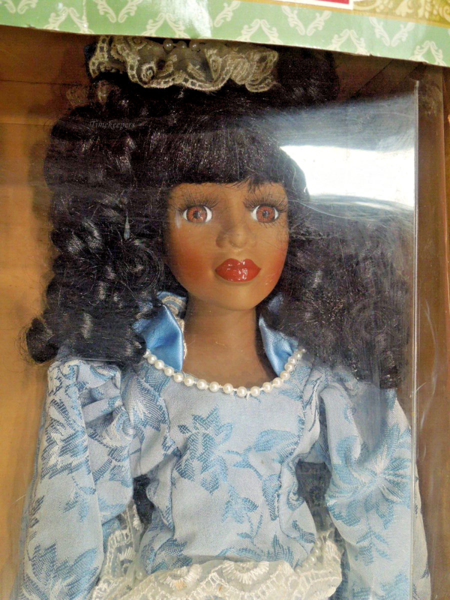 t101 Classic Treasures Special Edition Collectible Doll.