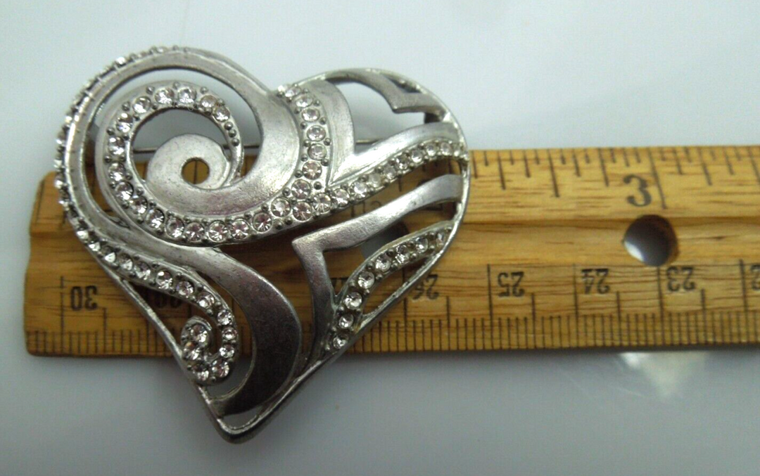 s811 Chico's Silver Tone Heart Brooch Pin Crystals Signed AHA 2008 2"